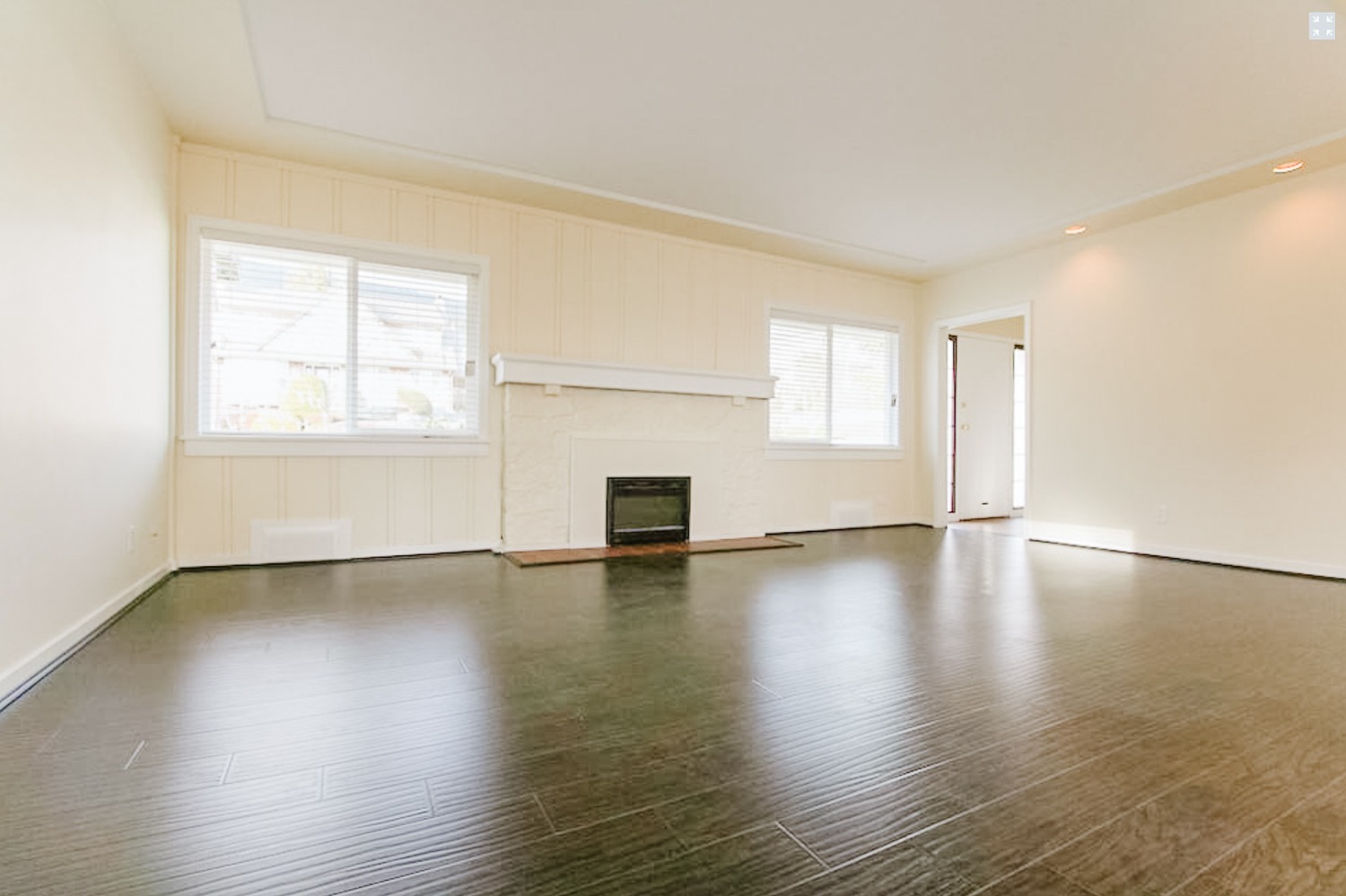 renovated-bungalow-for-rent-in-dundrave-west-vancouver-4