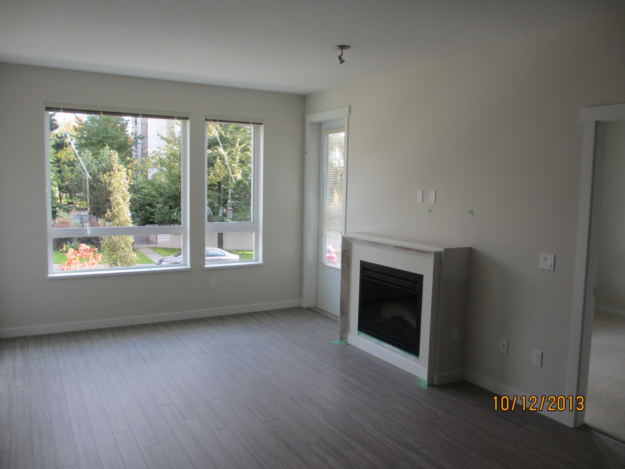 condo-in-north-vancouver-for-rent 3