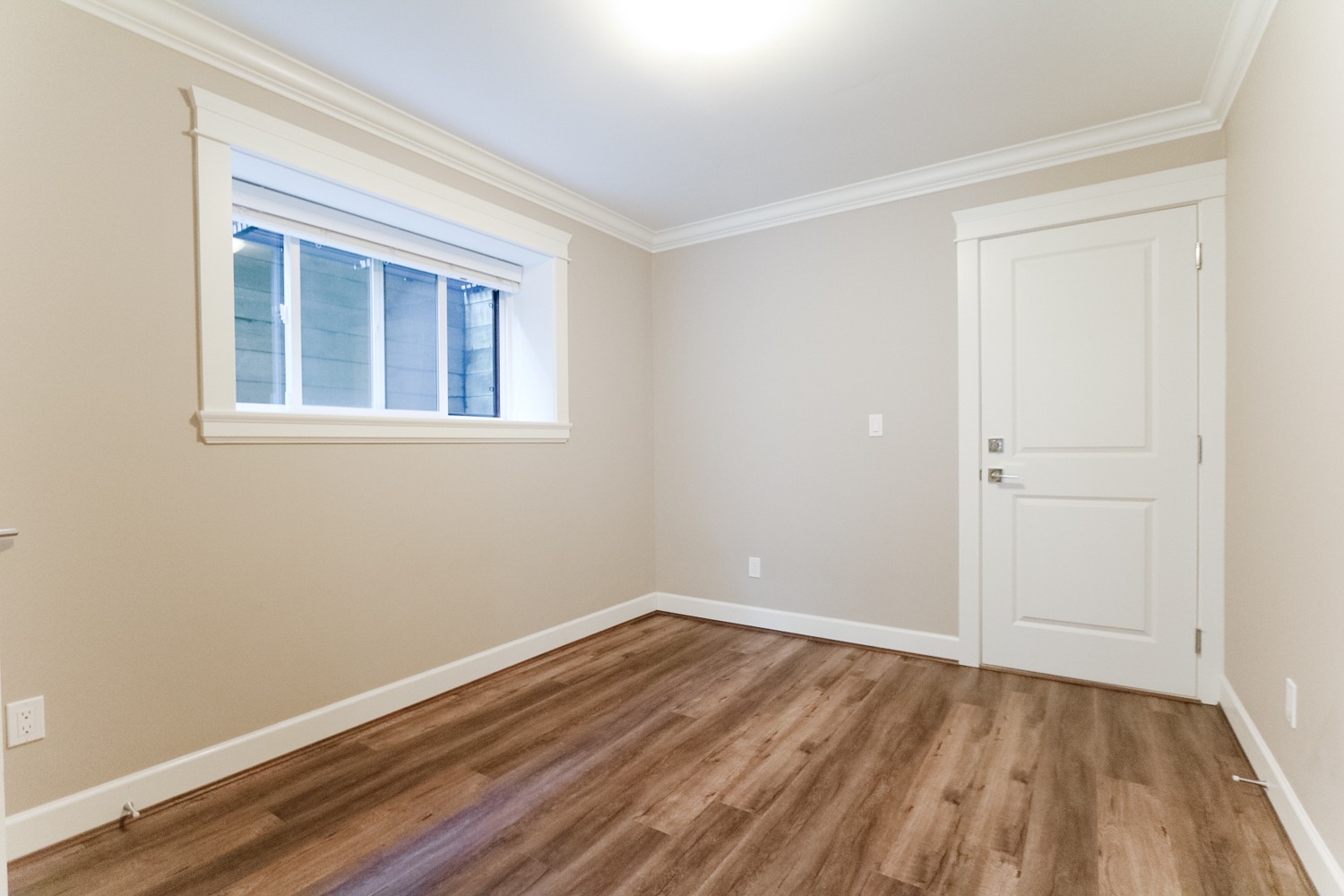 deluxe two bedroom suite for rent in lynn valley 8