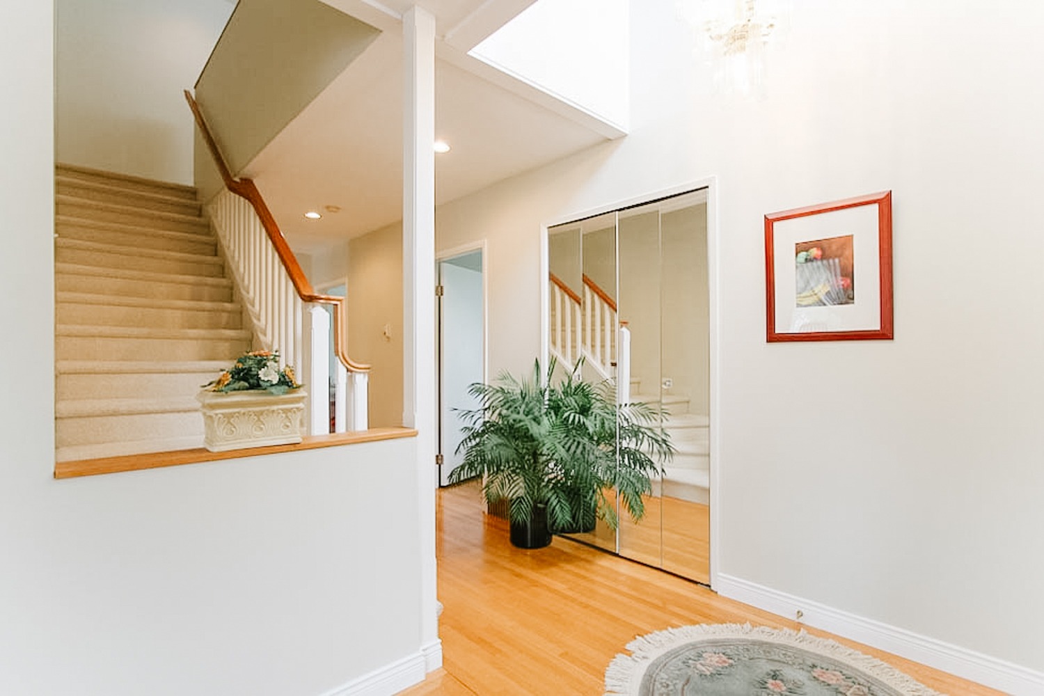 centrally-located-updated-home-rental-in-ambleside-west-vancouver-18