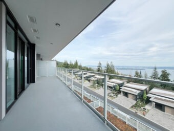 VIEW, VIEW, VIEW!